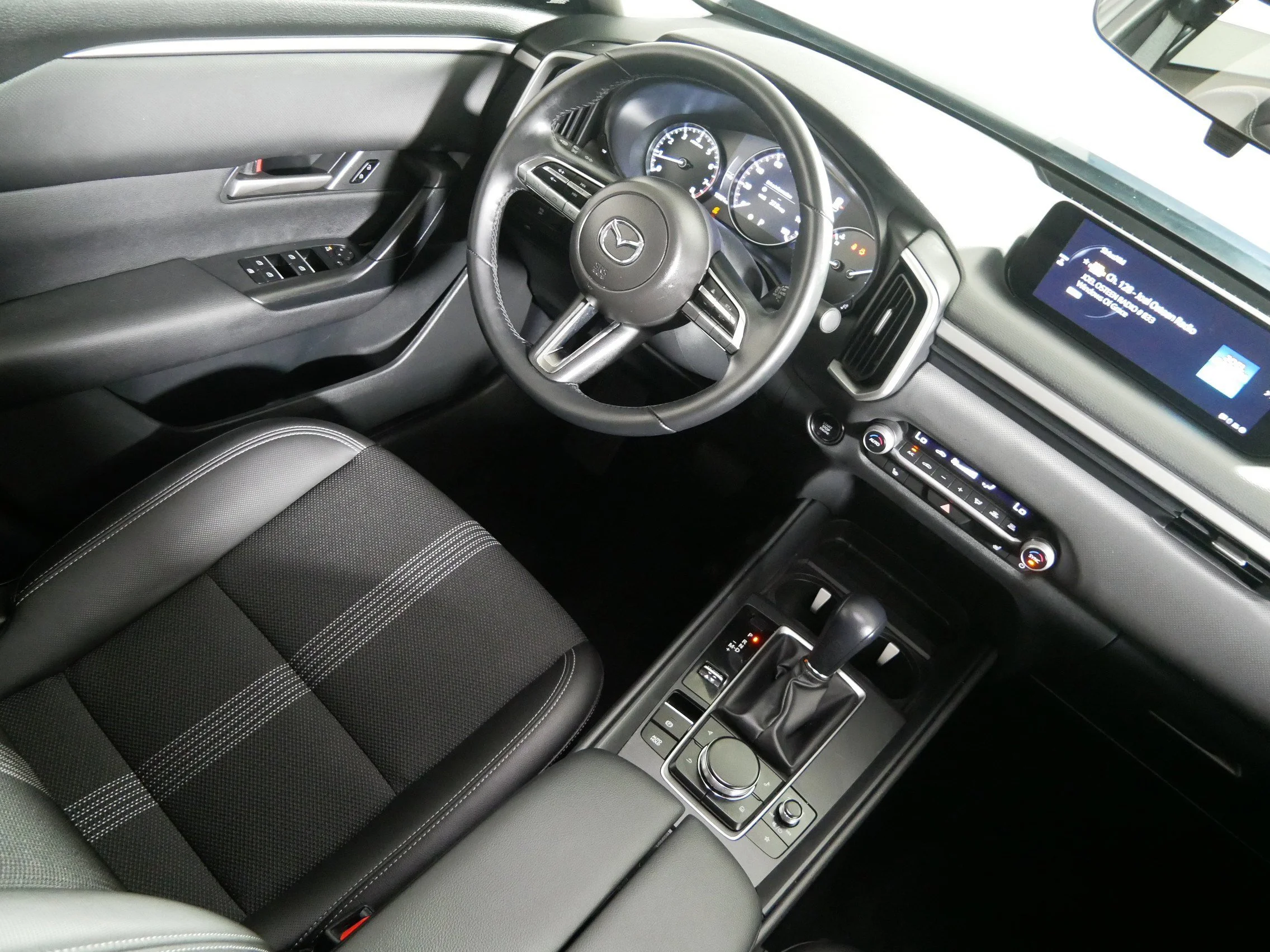 Used 2025 Ingot Blue Metallic Mazda 2.5 S Premium Package image 9