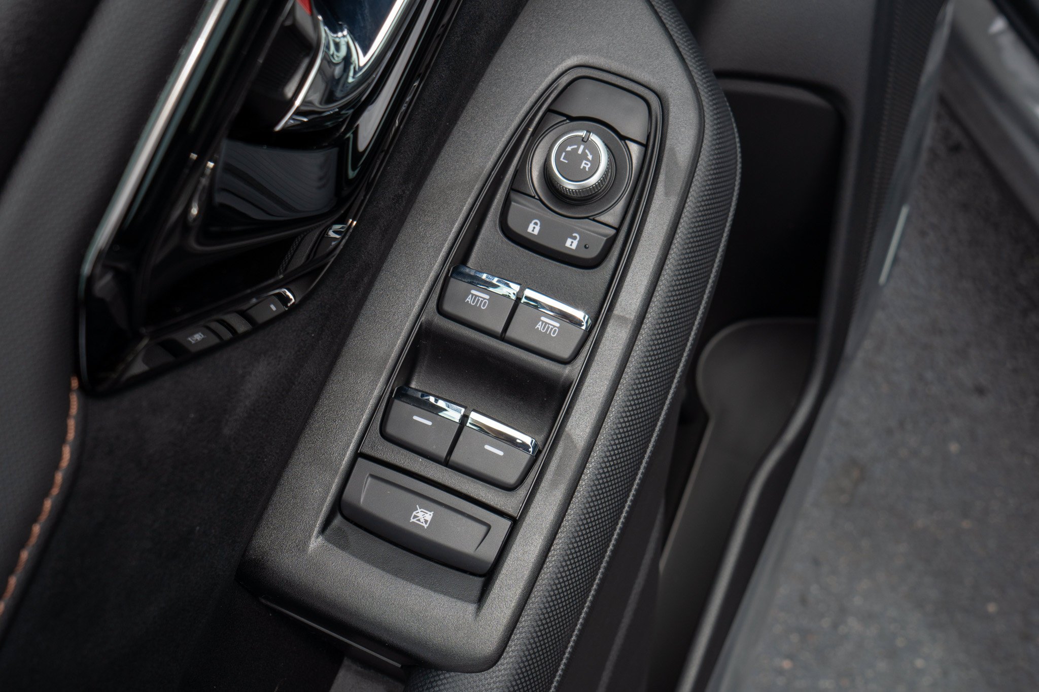 New 2026 RIVER ROCK PEARL Subaru Sport Onyx Edition image 13