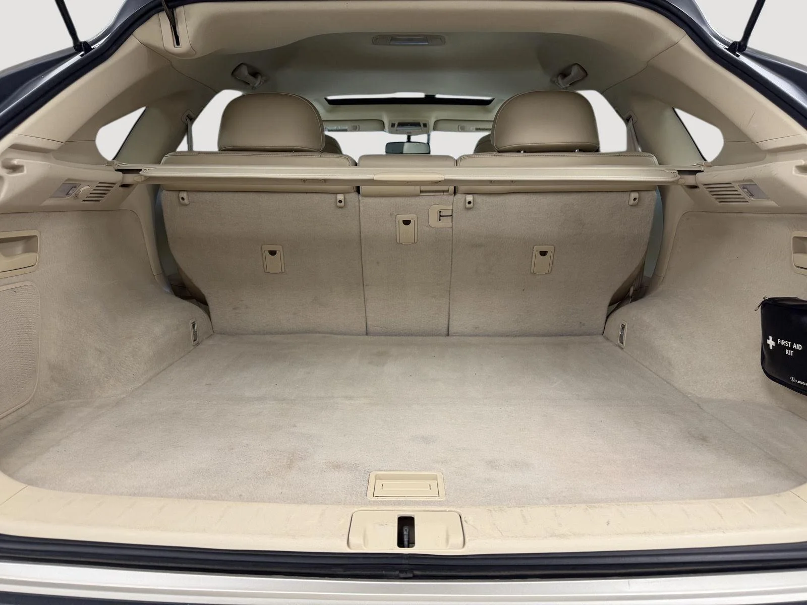 Used 2013 Satin Cashmere Metallic Lexus Base image 24
