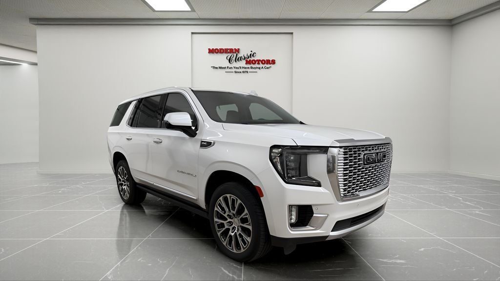 Used 2021 White GMC Denali image 1