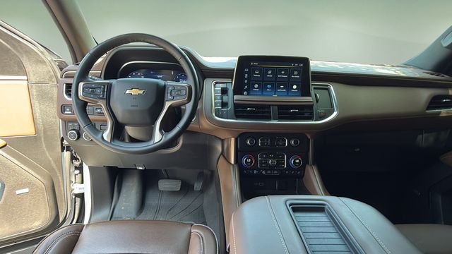 Used 2024 Beige Chevrolet High Country image 10