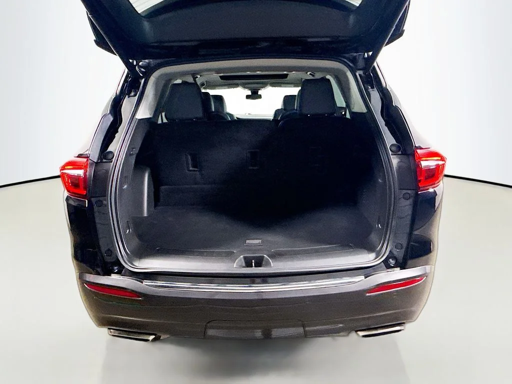 Used 2019 Ebony Twilight Metallic Buick Premium image 26
