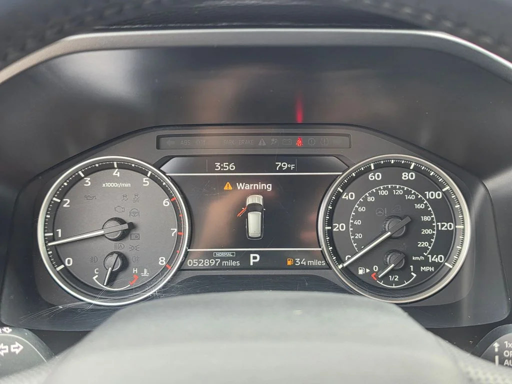 Used 2024  Mitsubishi SE image 15