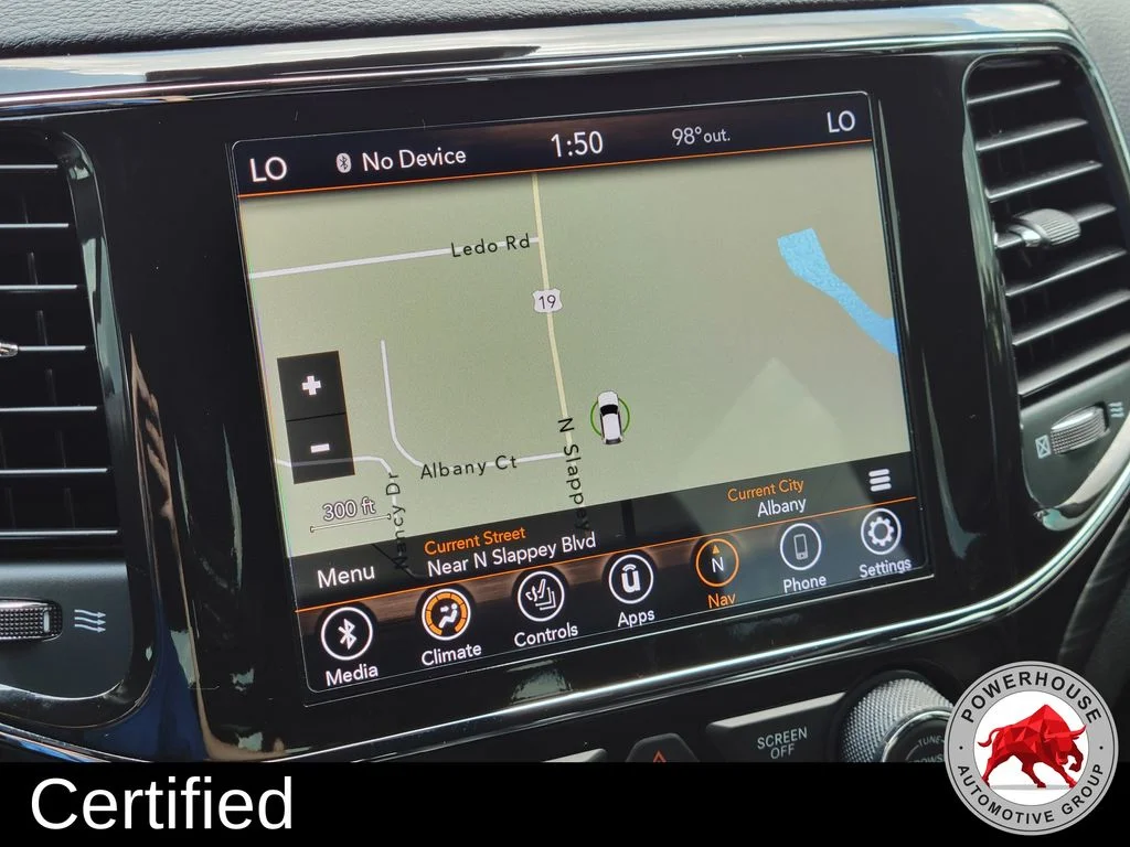 Used 2021 Gray Jeep Laredo X image 26