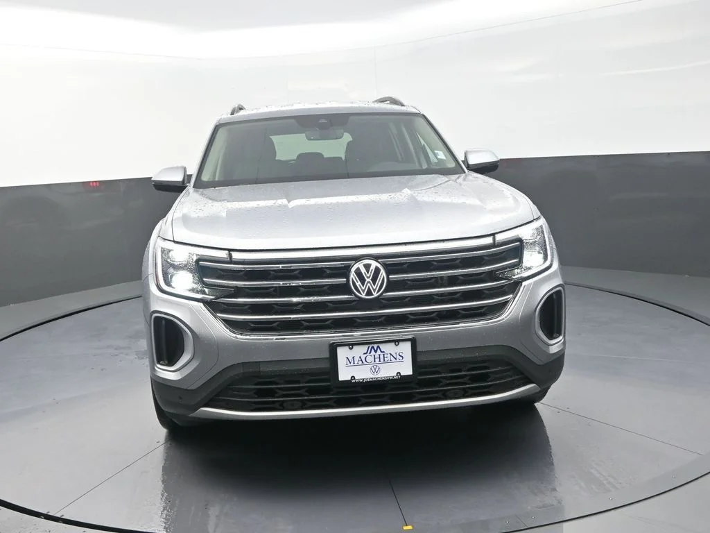 New 2026  Volkswagen 2.0T SE w/Technology image 2