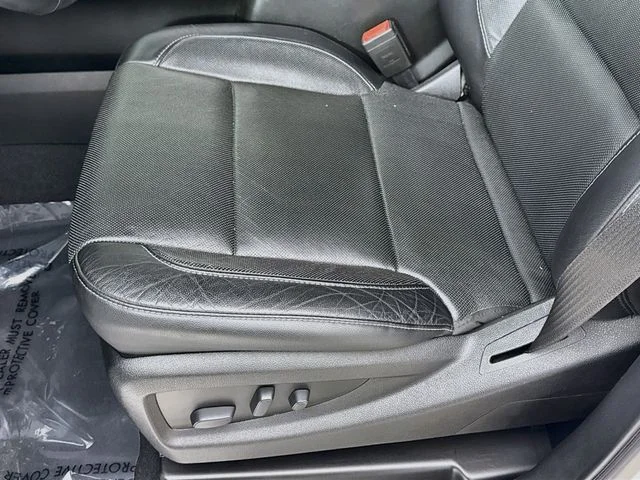 Used 2019 White Chevrolet LTZ image 20