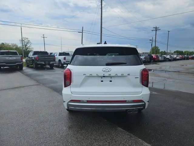 Used 2023 White Hyundai Calligraphy image 7
