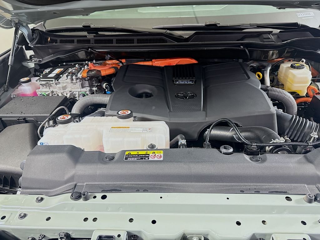 Used 2025 Lunar Rock Toyota Platinum Hybrid image 32