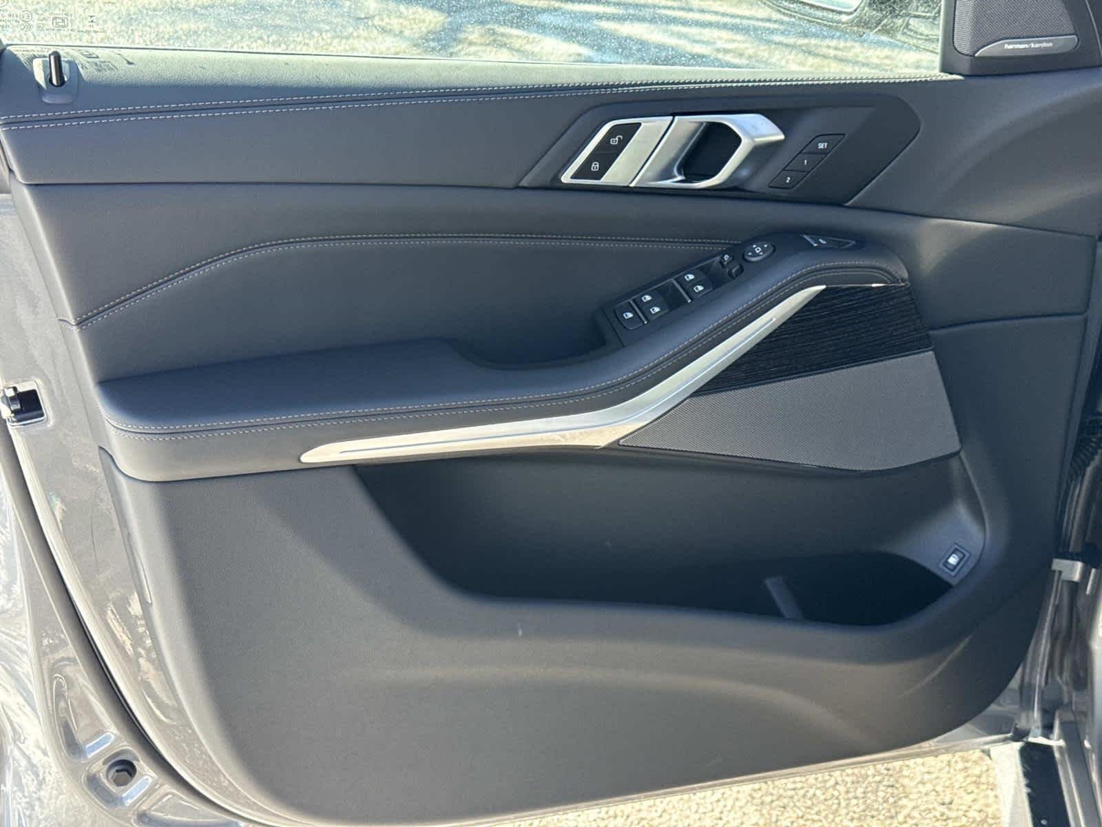 New 2026 Skyscraper Grey Metallic BMW xDrive50e image 26