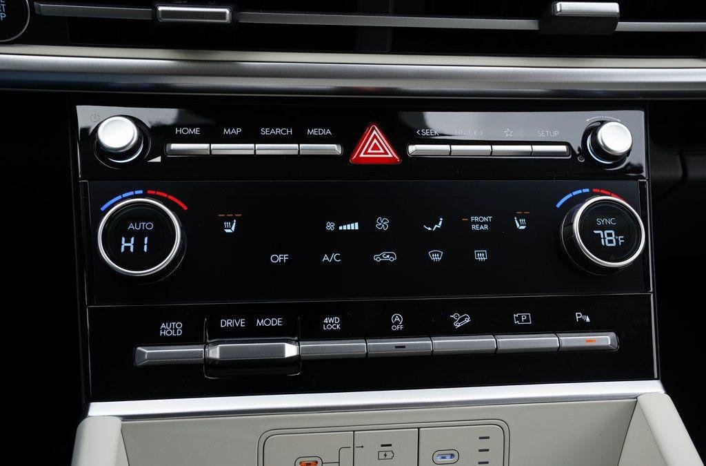New 2026 Phantom Black Hyundai SEL image 19