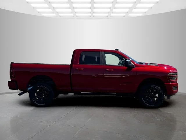 New 2026 Molten Red Pearl-Coat Exterior Paint RAM LARAMIE image 8
