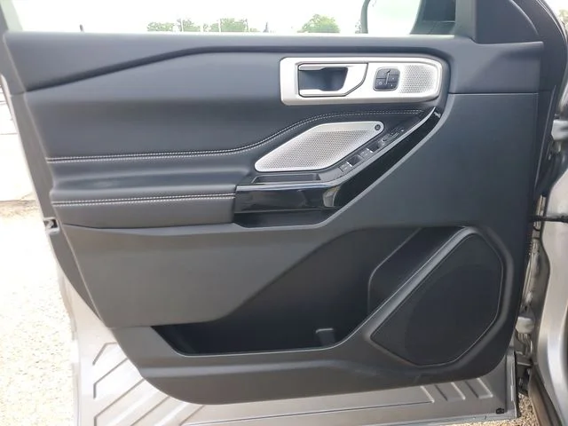 Used 2023 Silver Metallic Ford ST image 19