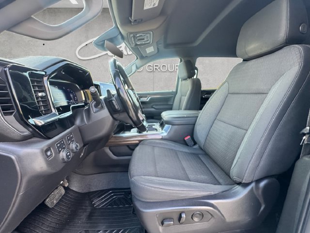 2023 Chevrolet Silverado 1500 LT - Photo 19