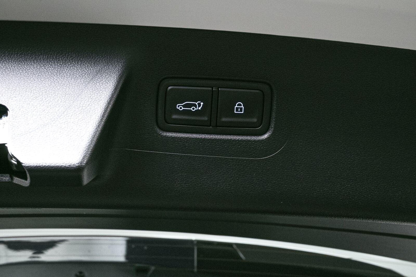 New 2026 Serenity White Hyundai Limited AWD image 31