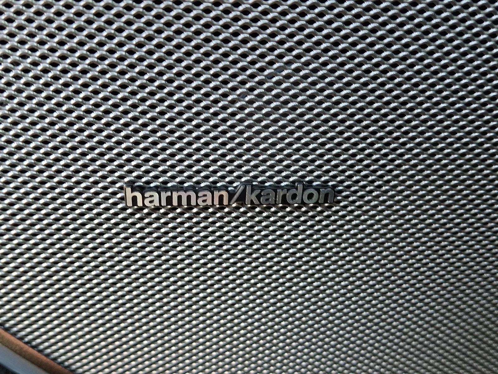 New 2026 Diamond Black Crystal Pearl-Coat Exterior Paint RAM Laramie image 22