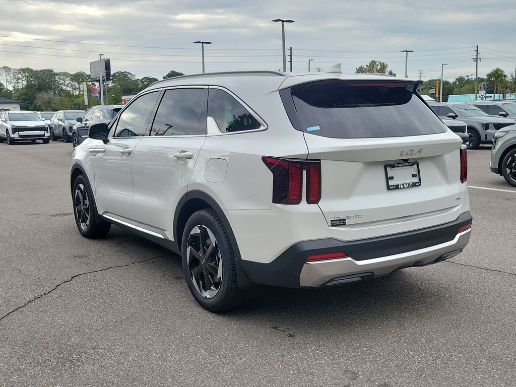 New 2026 Snow White Pearl Kia EX image 4