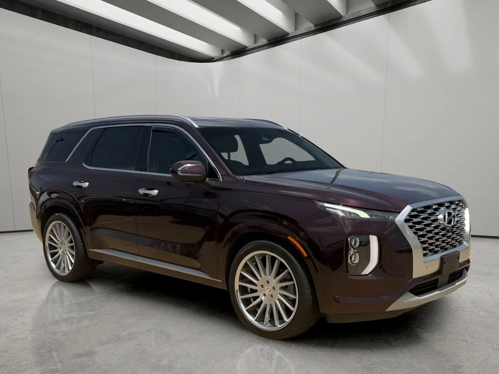 Used 2021 Sierra Burgundy Hyundai Limited image 7
