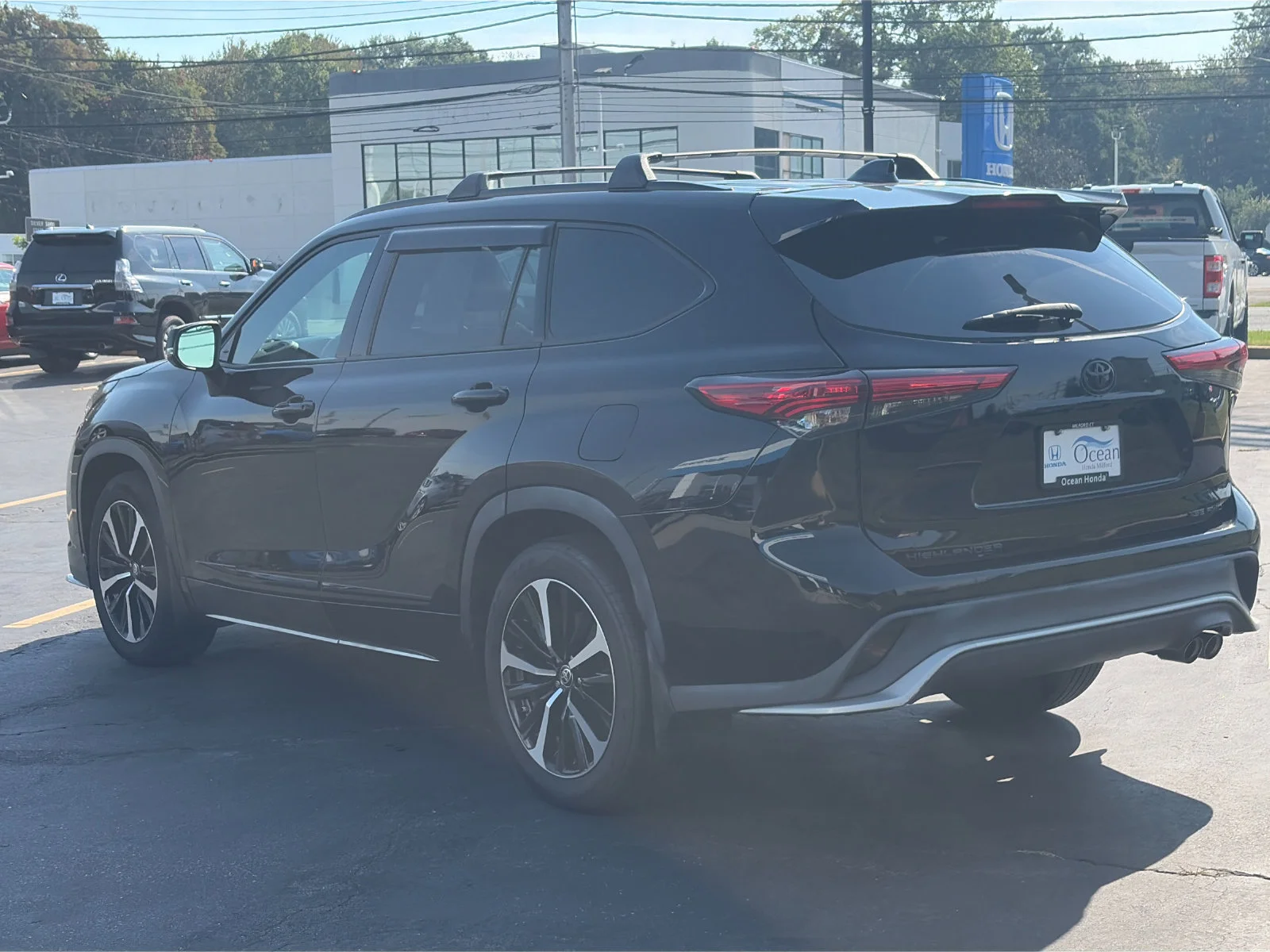 Used 2021 Midnight Black Metallic Toyota XSE image 3