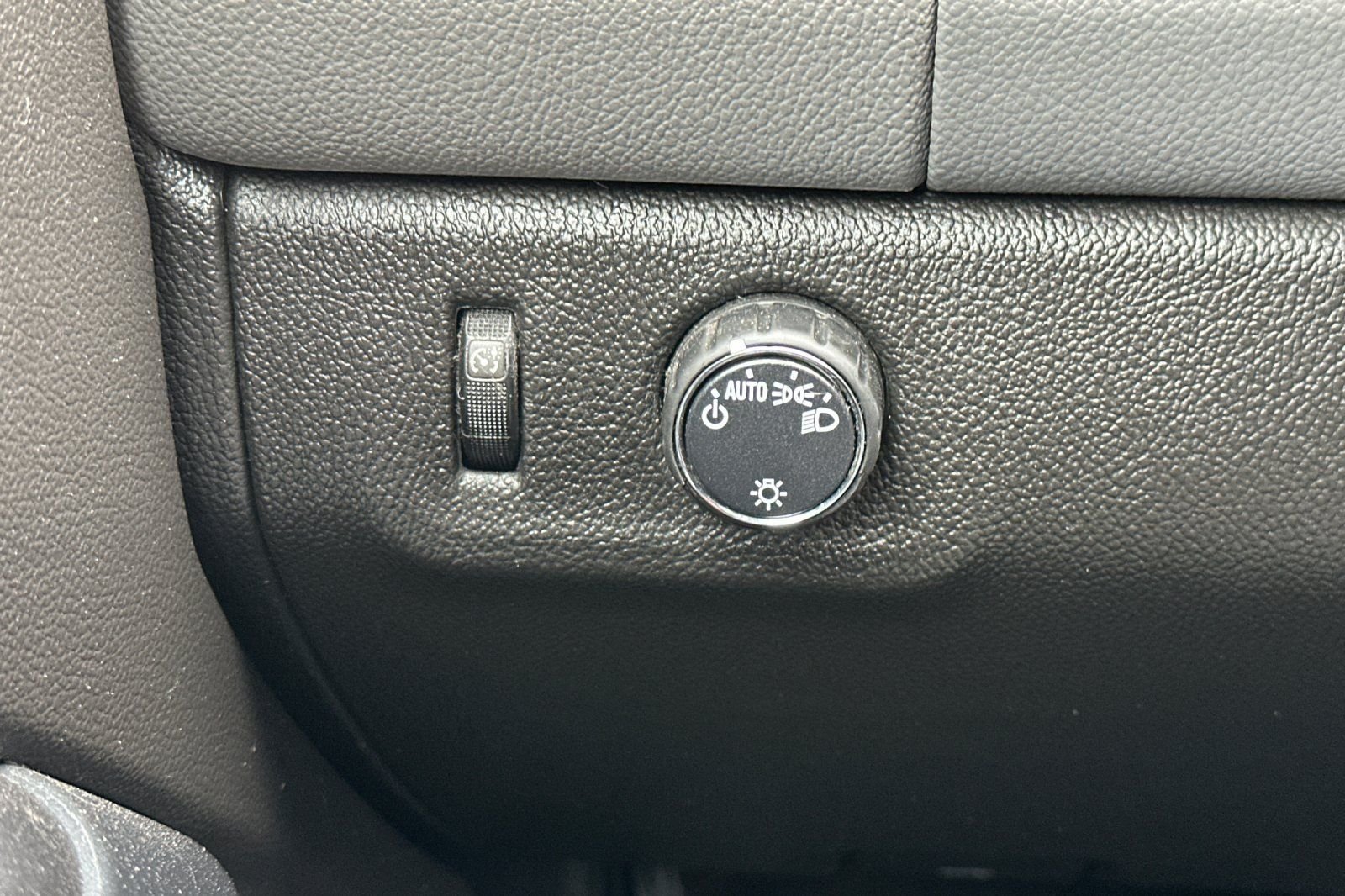 2016 Chevrolet Colorado Work Truck - Photo 27