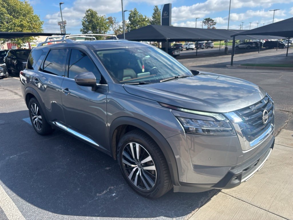 Used 2023 Gray Nissan Platinum image 2