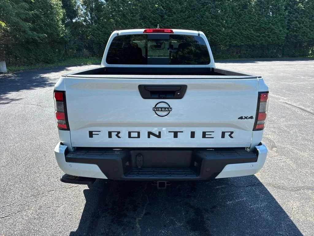 New 2026 Glacier White Nissan Crew Cab SV image 6
