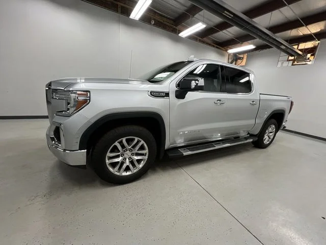 Used 2020 Silver GMC SLT image 5