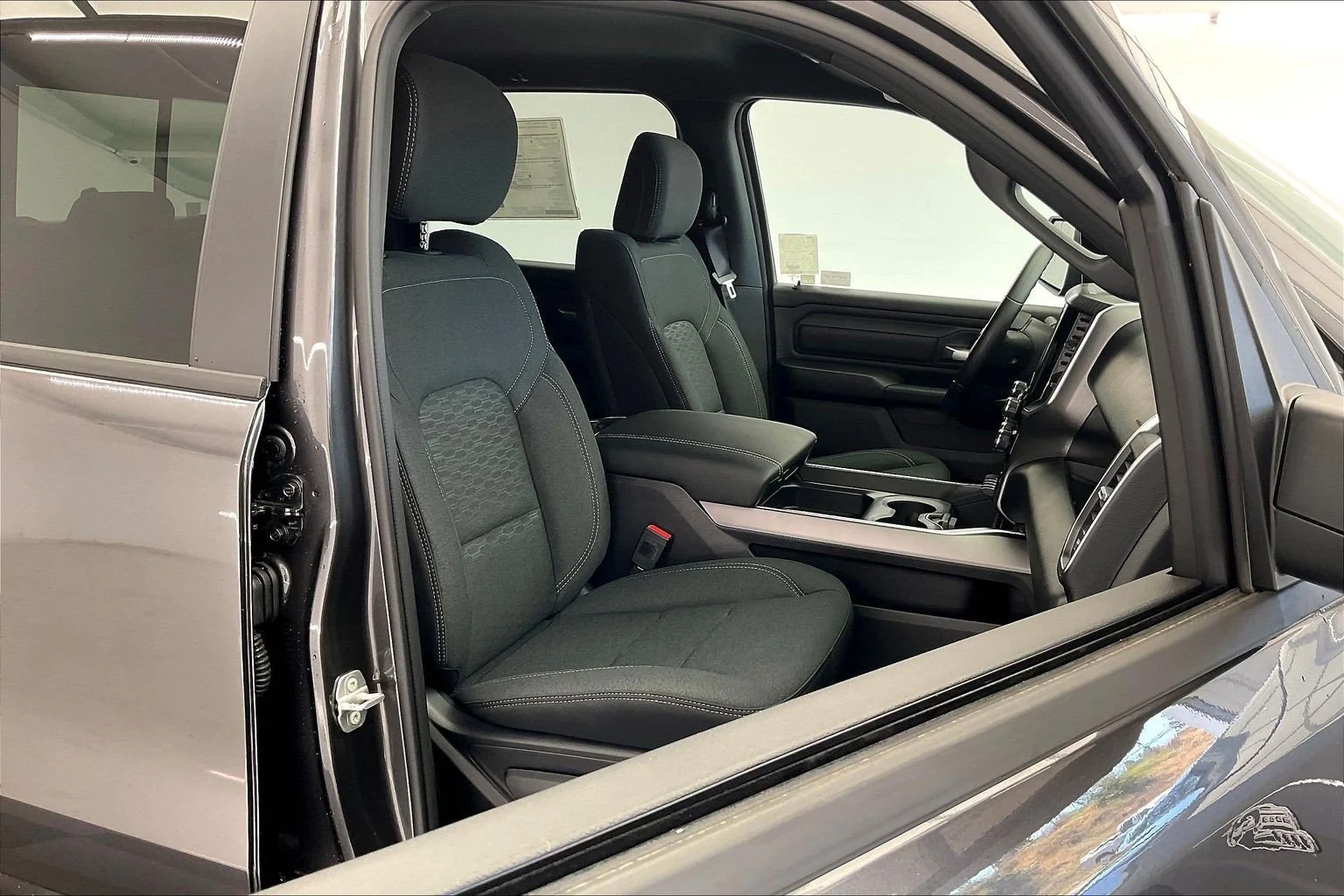New 2026 Granite Crystal Metallic Clearcoat RAM Express image 9