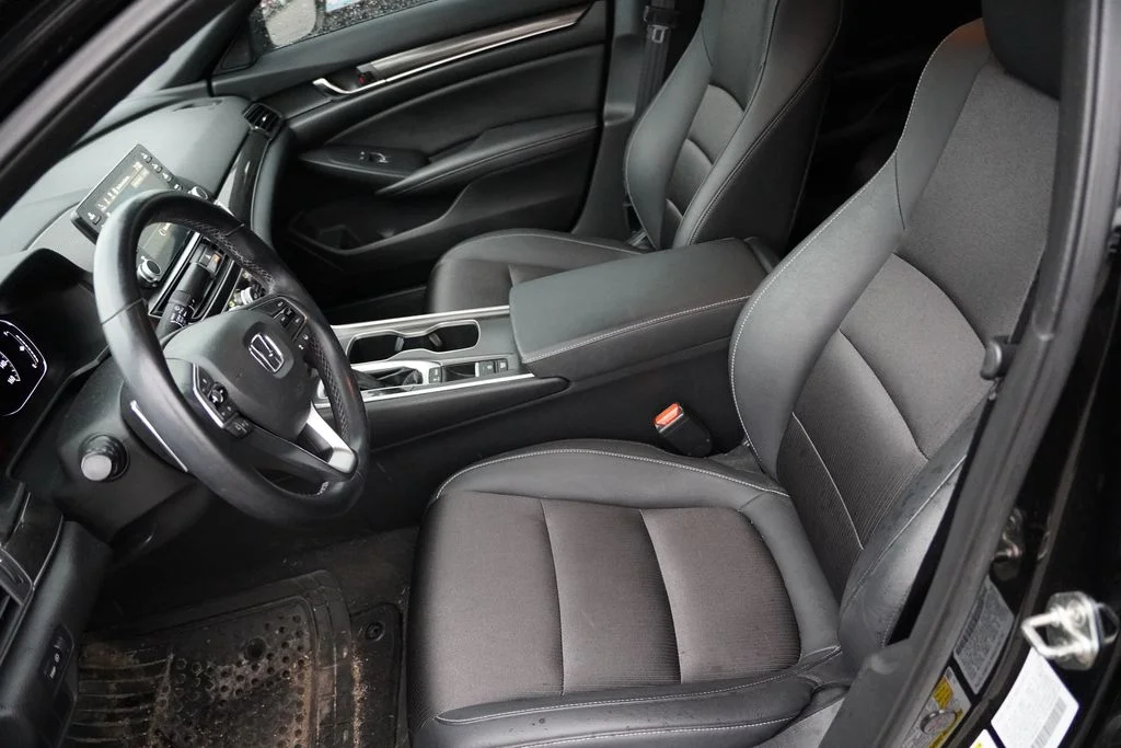 Used 2019 Black Honda Sport image 4
