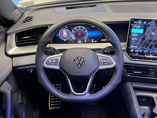 New 2026 Beige Volkswagen 2.0T SE R-Line Black image 13