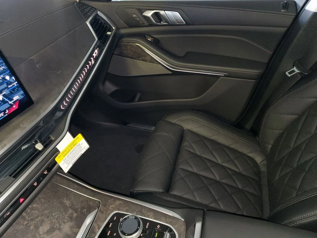 New 2026 Black Sapphire Metallic BMW xDrive40i image 21