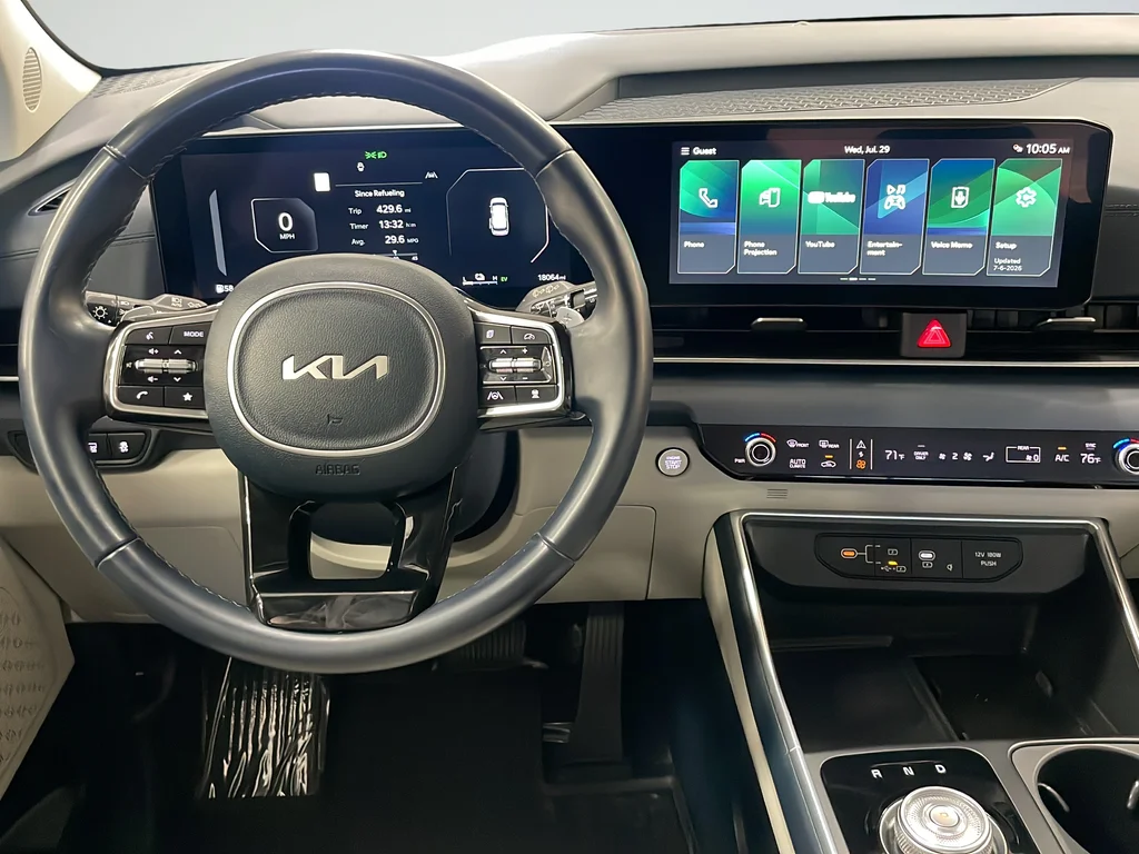 Used 2025 Gray Kia SX image 12
