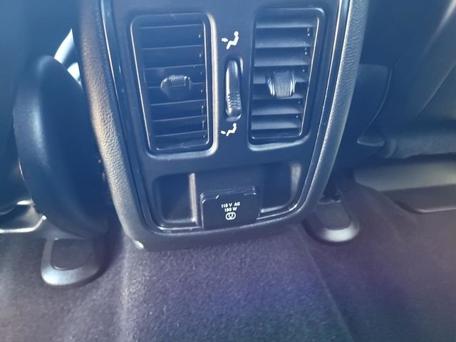 Used 2019 Silver Jeep Altitude image 13