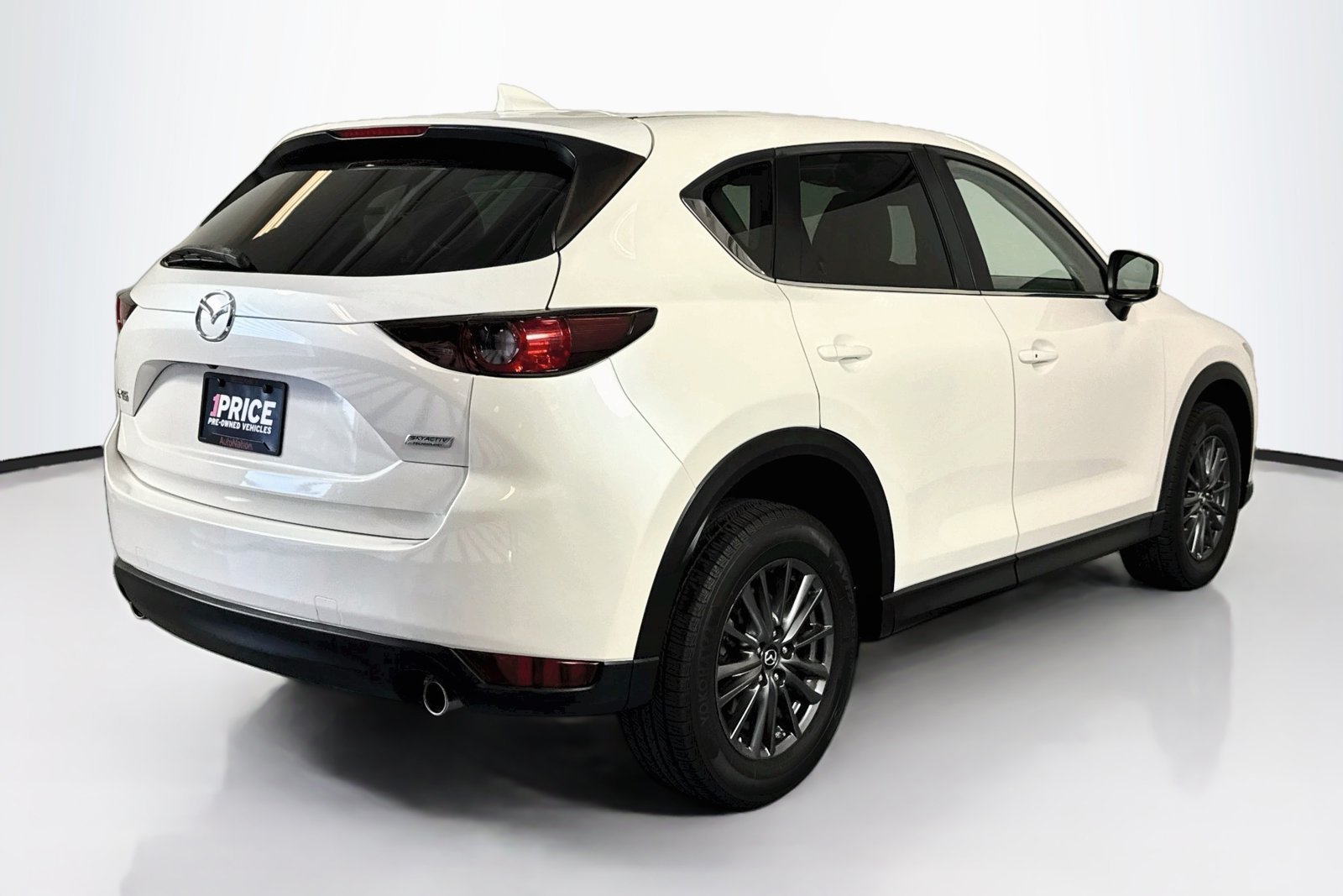 Used 2019 Snowflake White Pearl Mica Mazda Touring image 5