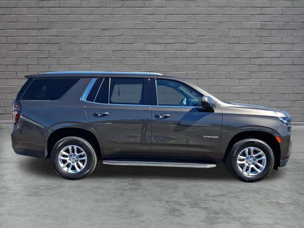 Used 2021 Graywood Metallic Chevrolet LT image 42