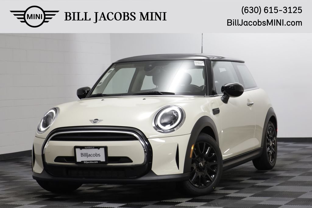 2023 MINI Hardtop Cooper's photo