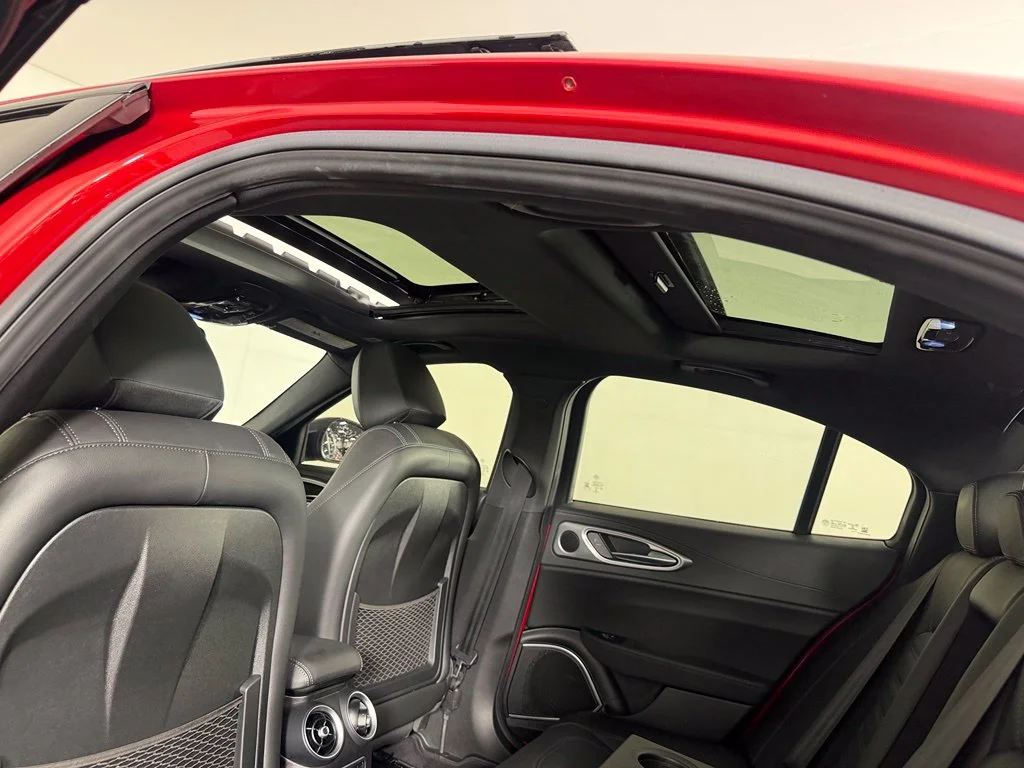 Certified Used 2023  Alfa Romeo Veloce image 19