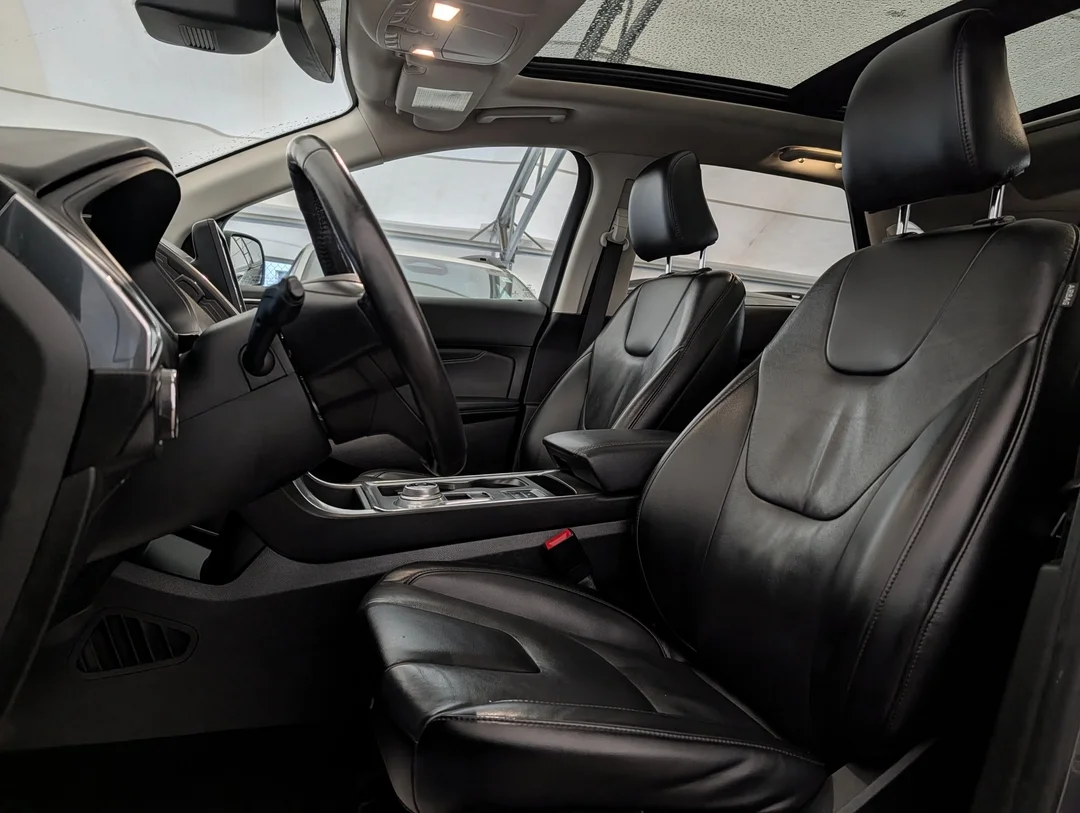 Used 2022 Grey Ford Titanium - AWD - Leather Seats - Parking Sensors - Blind Spot Monitor & More! image 15