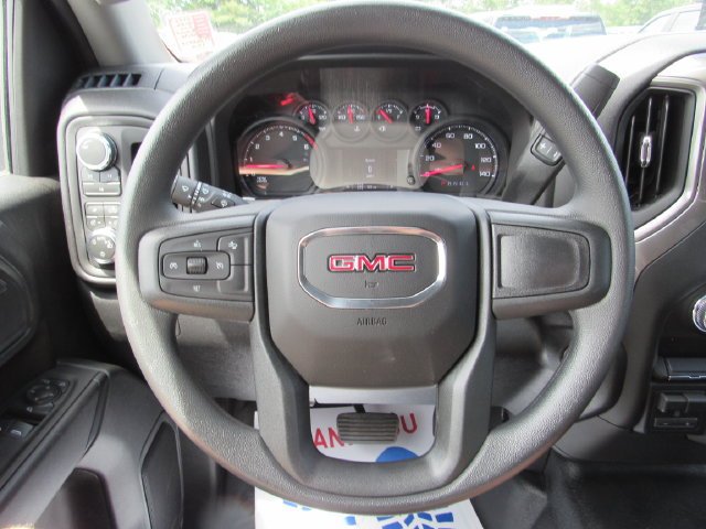 2026 GMC Sierra 3500 Chassis Cab Pro - Photo 18