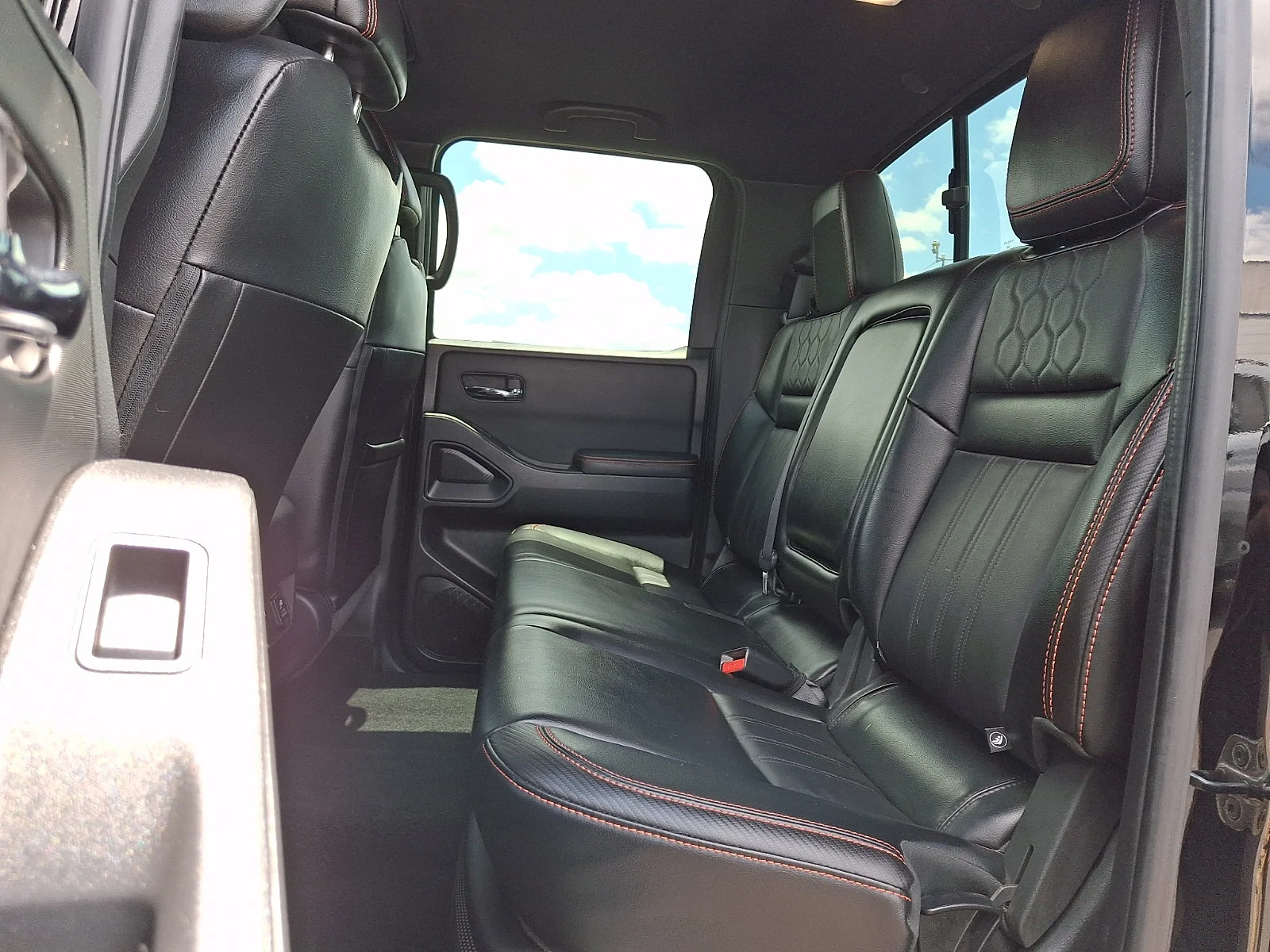 Used 2023 Black Nissan PRO-4X image 10