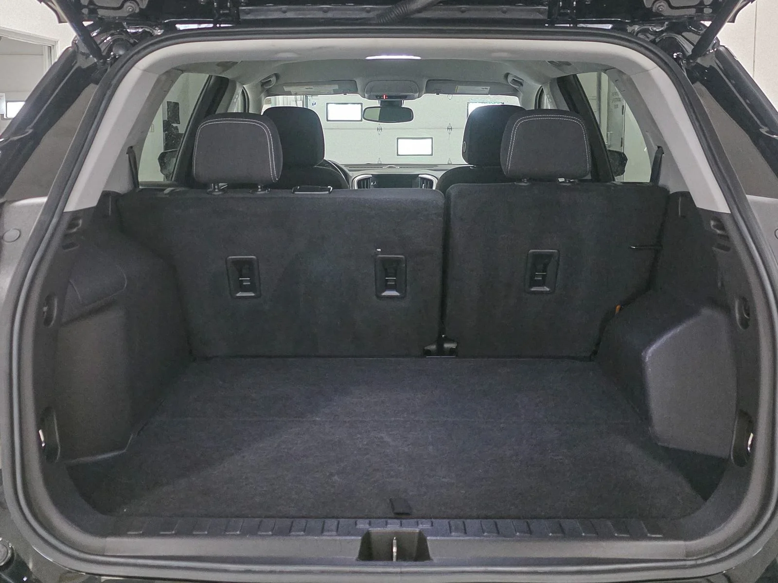 Used 2024 Black GMC SLE image 17