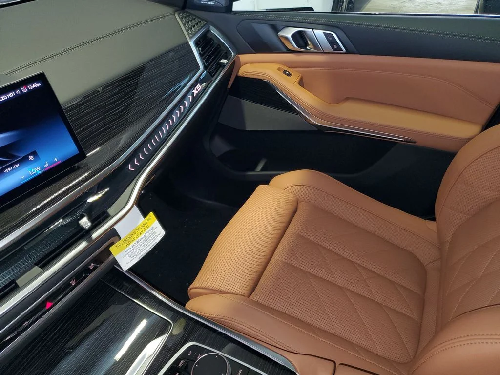 New 2026 Black Sapphire Metallic BMW sDrive40i image 20