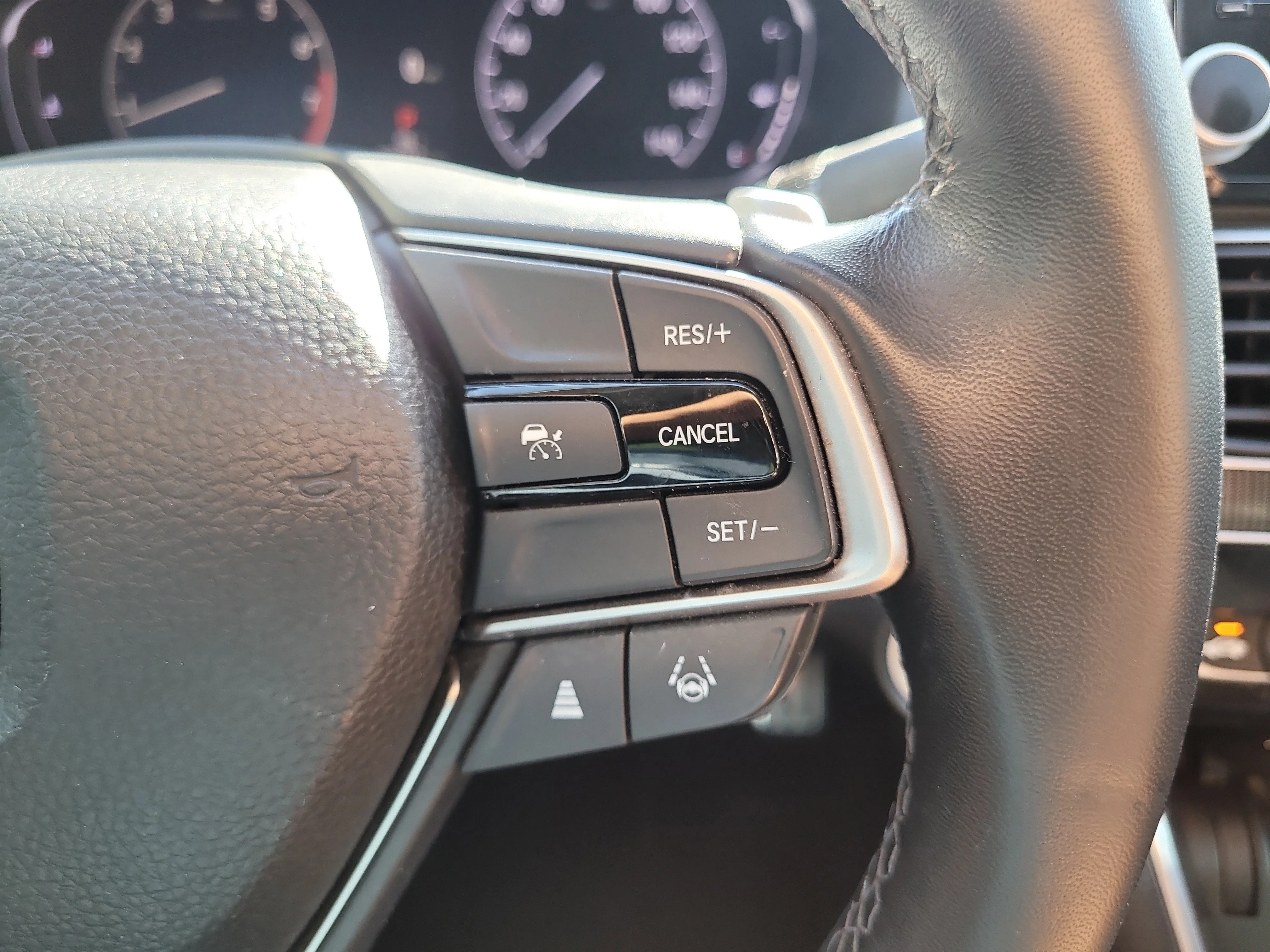 Used 2022  Honda Sport SE image 29