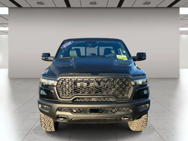 New 2026 Diamond Black Crystal Pearl-Coat Exterior Paint RAM Rebel image 9