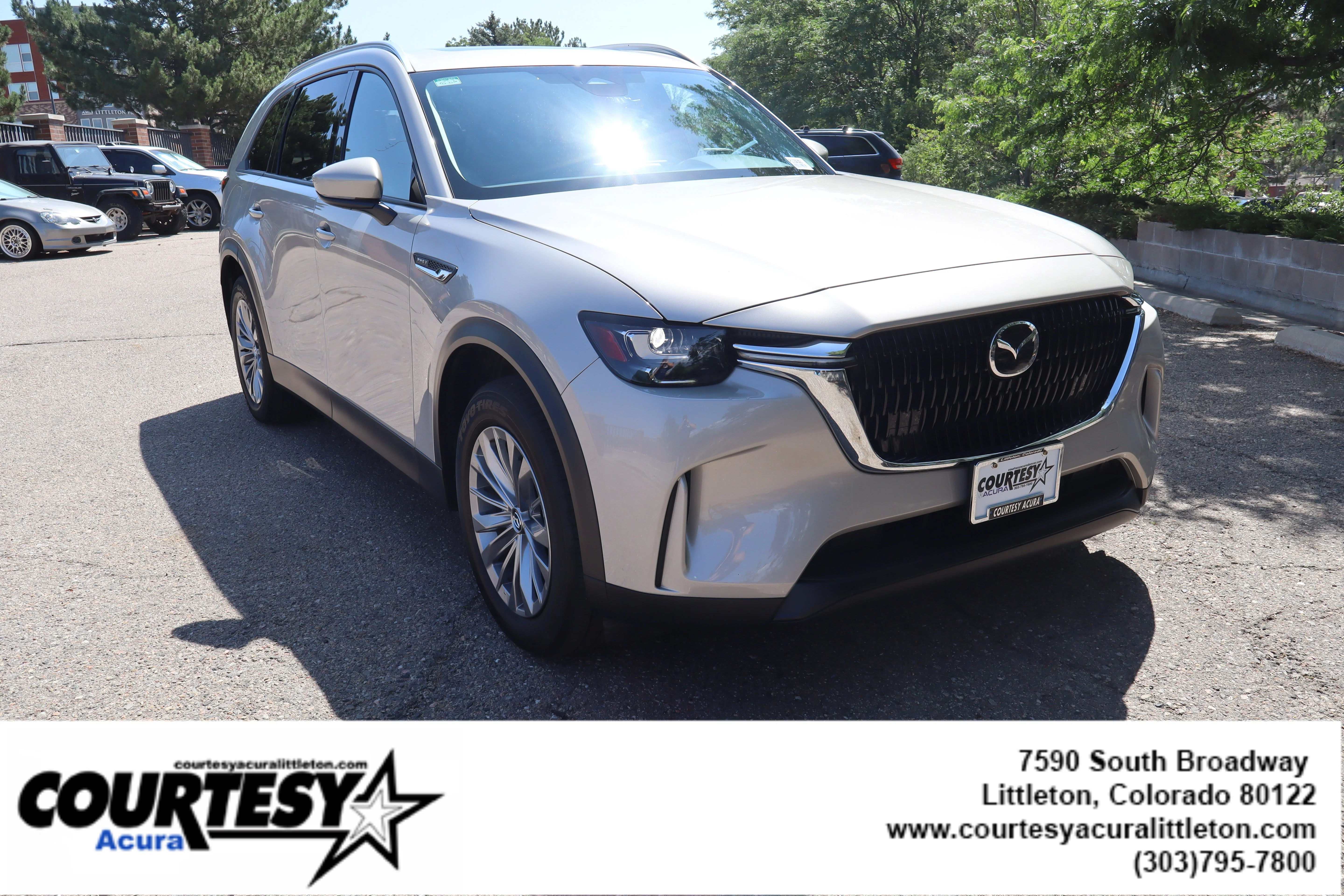 Used 2024 Platinum Quartz Mazda Preferred image 8