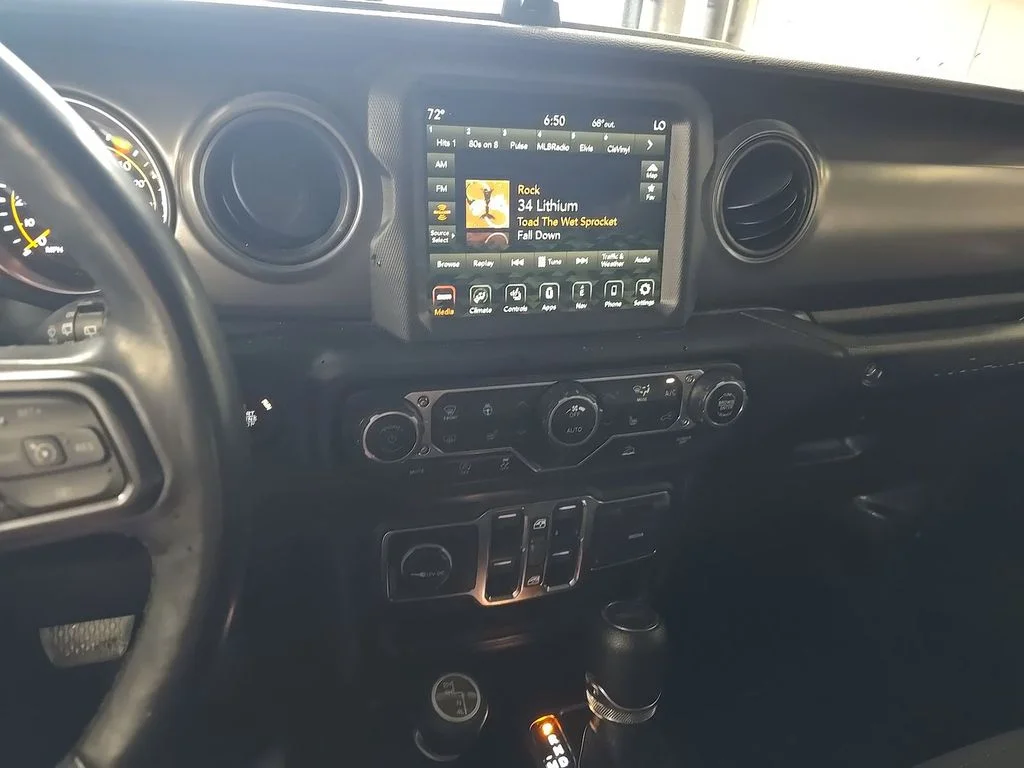 Used 2022 Black Jeep Unlimited Sport S image 6