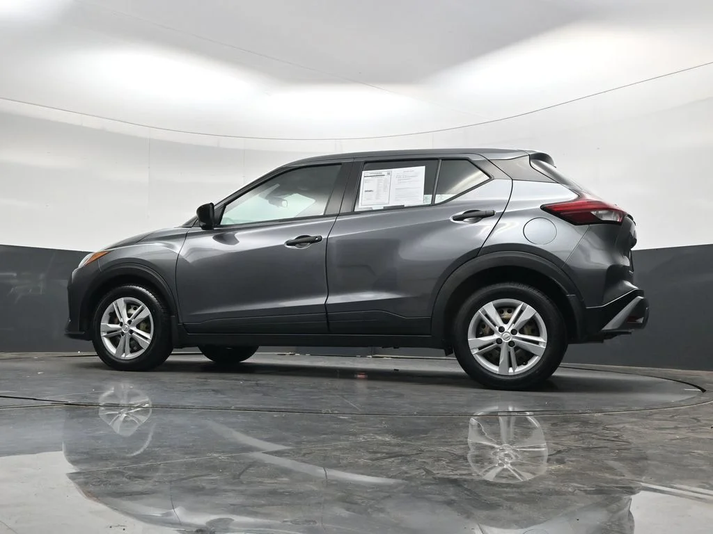 Used 2024 Gray Nissan S image 35