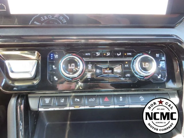 2025 GMC Sierra 2500HD AT4 - Photo 28