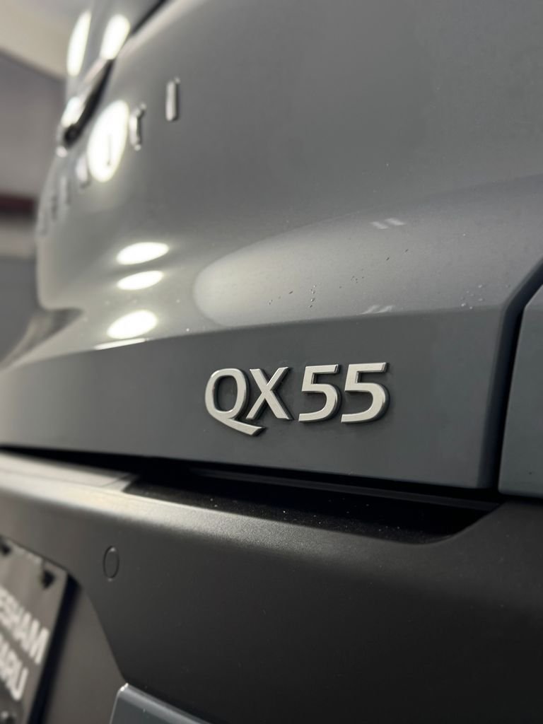 Used 2023 Slate Gray INFINITI LUXE image 33