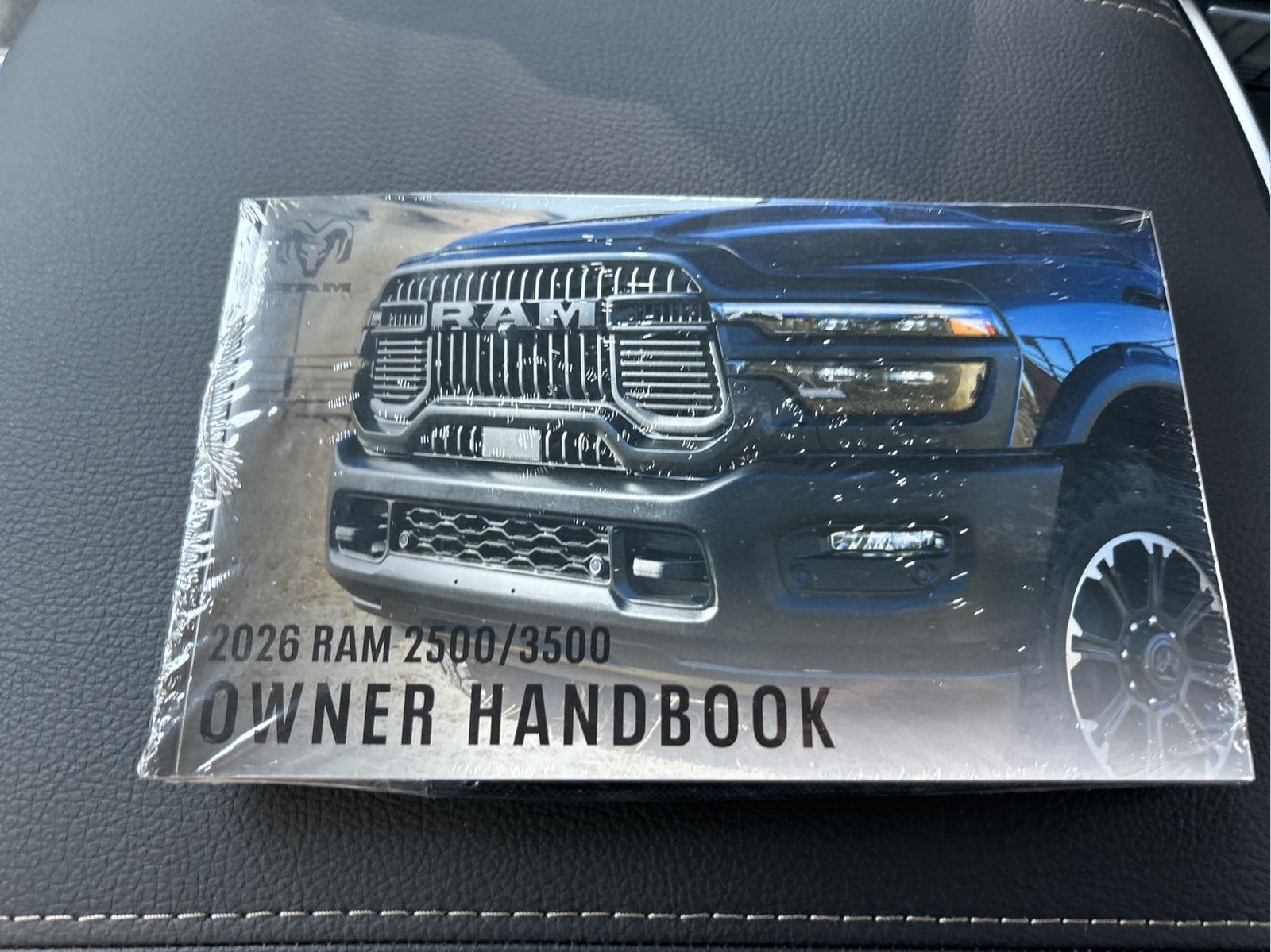 New 2026 Bright White Clear-Coat Exterior Paint RAM Big Horn image 19