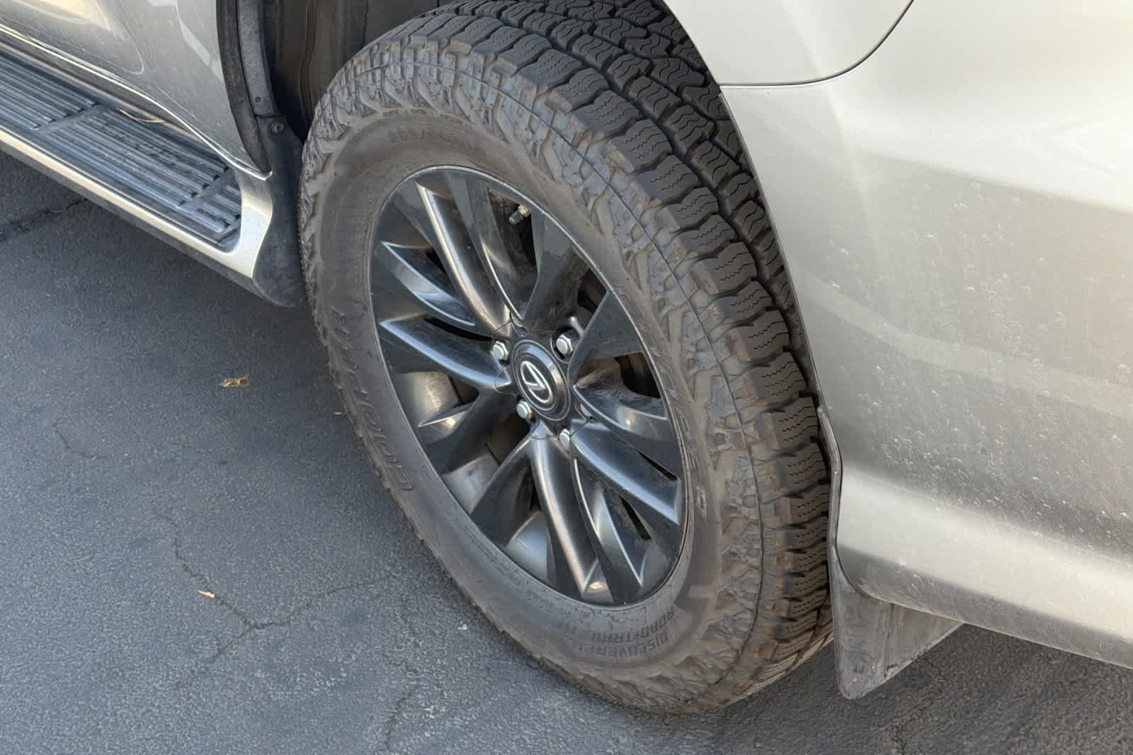 Certified Used 2023 Atomic Silver Lexus Premium image 18